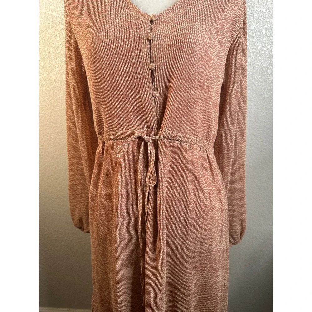 Mikarose Women's Pink Micro Dot Plisse Ruffle Hem Midi Dress Size Small
